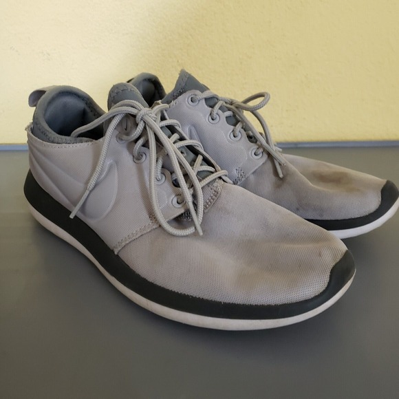 Nike Roshe Two 2 Shoes Womens‎ 7 Gray White Run Running Sneaker Swoosh Ladies - Picture 1 of 9